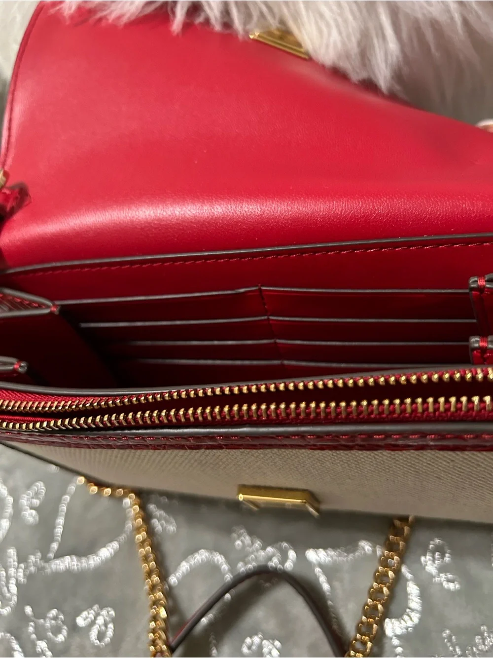 NWT Tory Burch Eleanor, Small, White/Red Convertible canvas bag w/Gold Chain